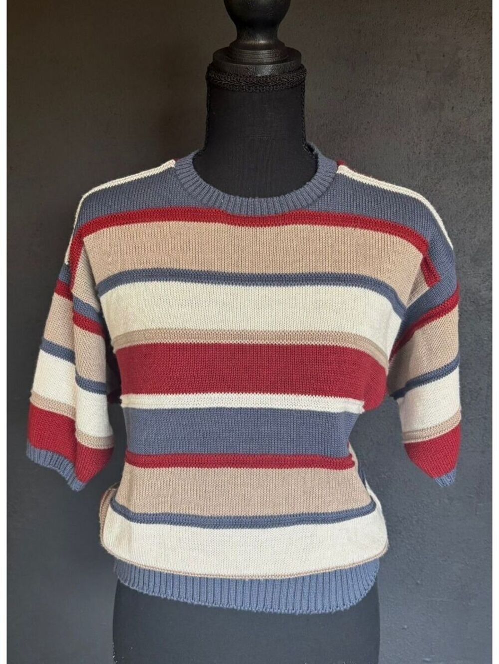 Woman's Vintage -Aileen- Sweater Shirt, Size S